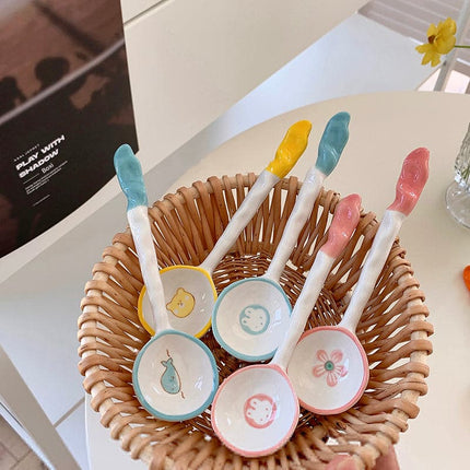Cute Strawberry Spoon Cute Bear Ice Cream Dessert Soup Ceramic Korean Spoon with Long Handle Kitchen Tableware Accessories