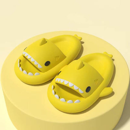 High Quality Slippers Women's Fashion Slippers Solid Color Casual Home Shoes Anti Slip Shoes Men's Beach Shark Slippers 36-45