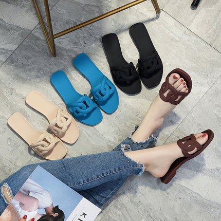 Women's Fashion Slippers 2023 Summer New Fashion Hollow Breathable PVC Non slip Rubber Sole Casual Walking One Word Home Outwear